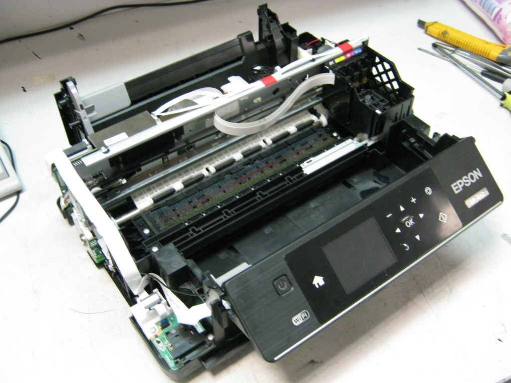 разобранный принтер Epson L222